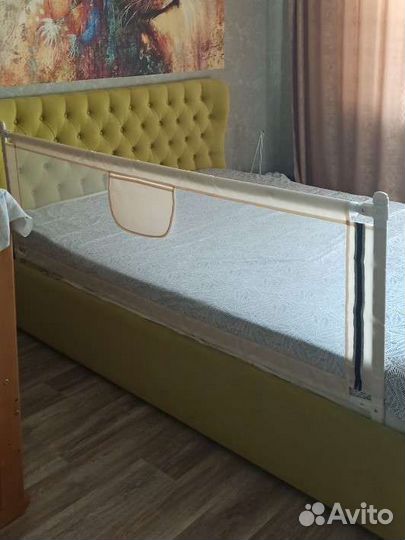 Защитный барьер/бортик для кровати 200 см