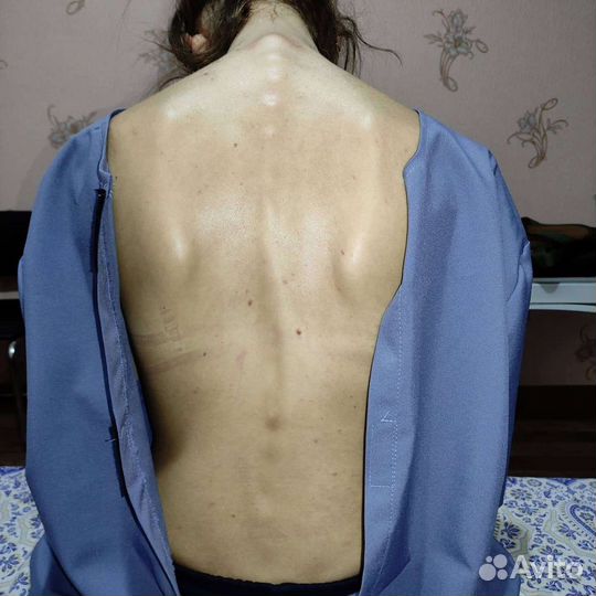 Массажист- костоправ