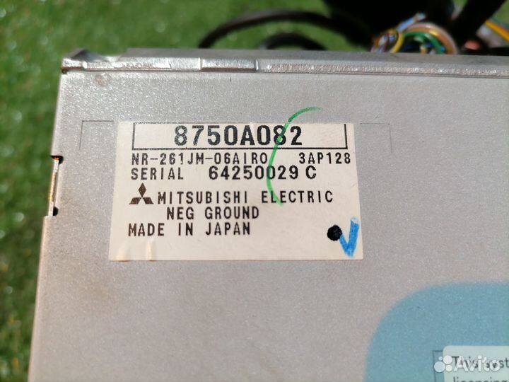 Магнитола Mitsubishi Outlander Xl CW4W CW5W царапи