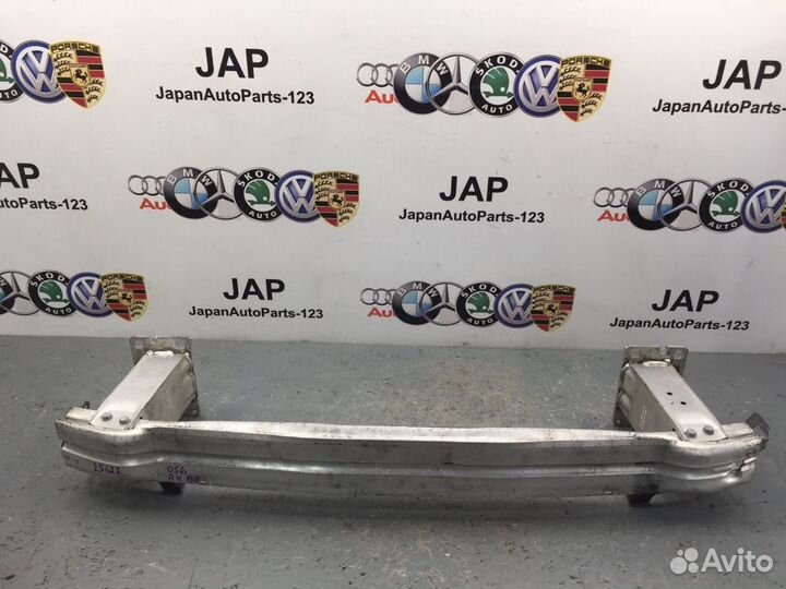 Усилитель переднего бампера Audi A4/RS4/S4