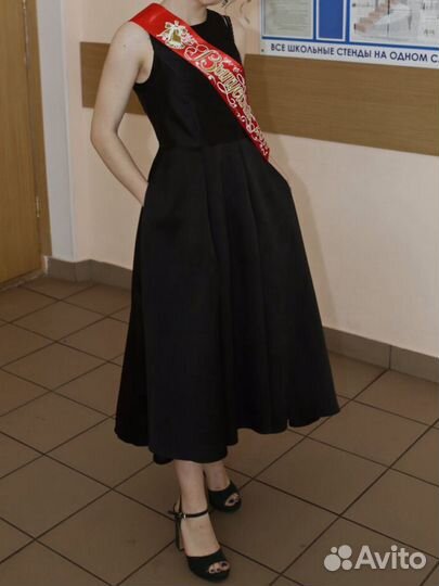 Вечернее платье миди