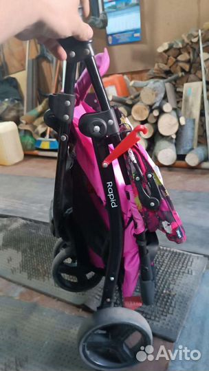 Прогулочная коляска