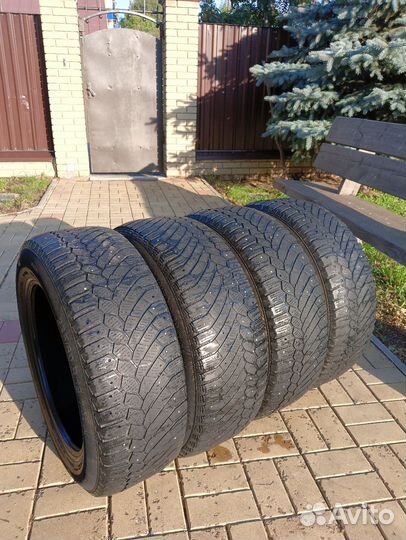 Continental Conti4x4IceContact 235/60 R18 107T