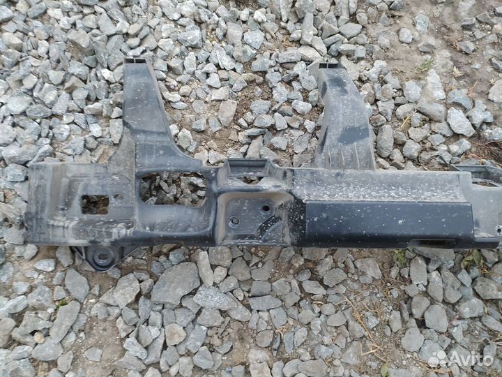 Усилитель заднего бампера Renault Duster I (2010–2