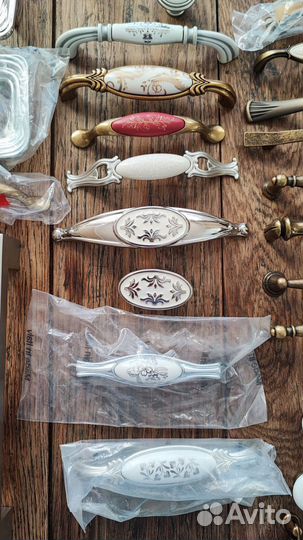 Мебельные ручки Италия