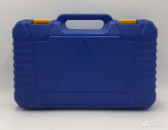 Компрессор, 2-поршневой, в кейсе с набором инструм