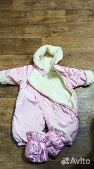 Зимний комбинезон для девочки