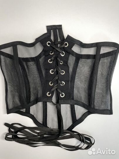 Корсет черный на шнуровке