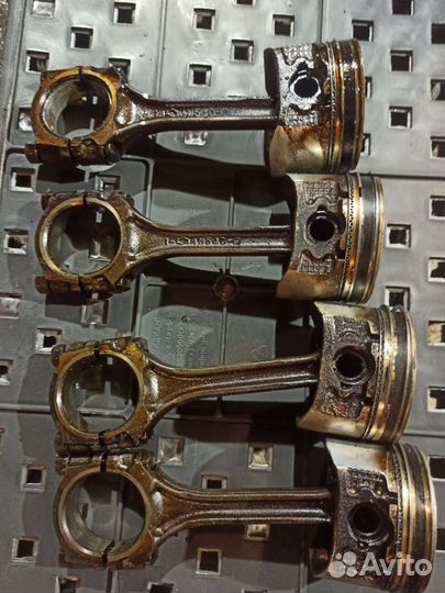 Поршень с шатуном Nissan Almera n16 QG15DE