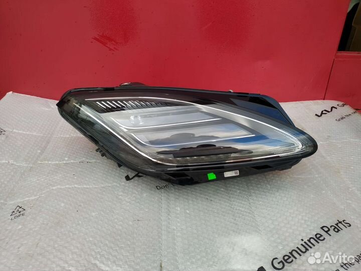 Фара правая светодиодная Jaguar E Pace Оригинал