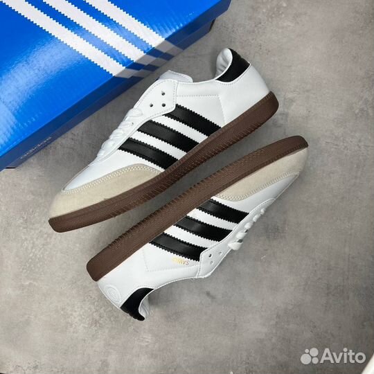 Кроссовки adidas Sambo