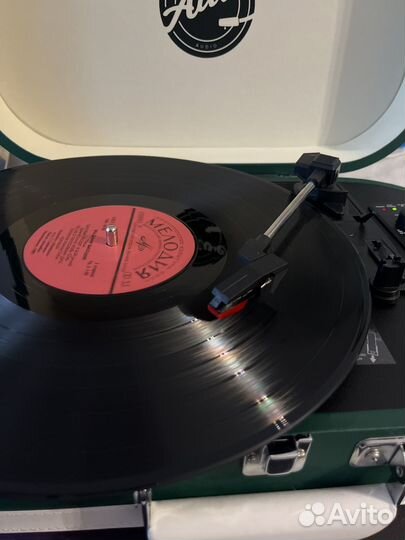 Alive Audio Vintage (виниловый проигрыватель)