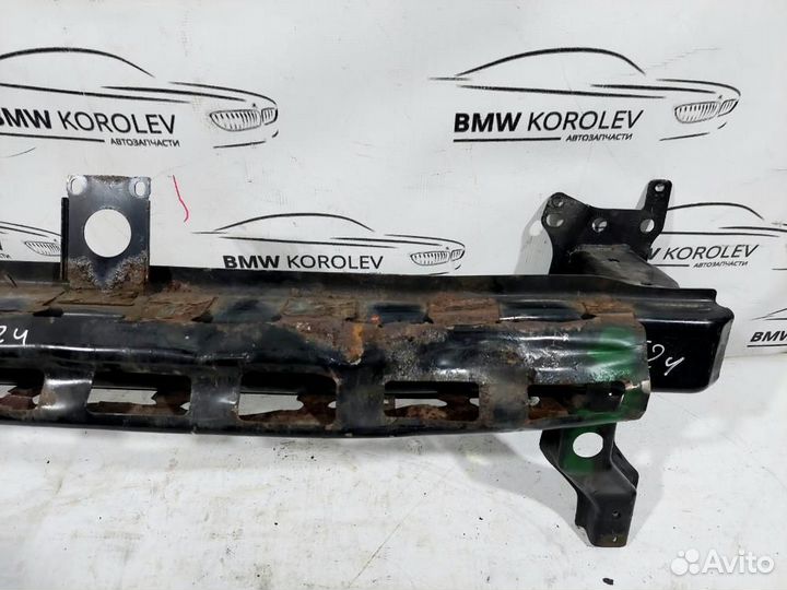 Усилитель переднего бампера VW golf plus Volkswage