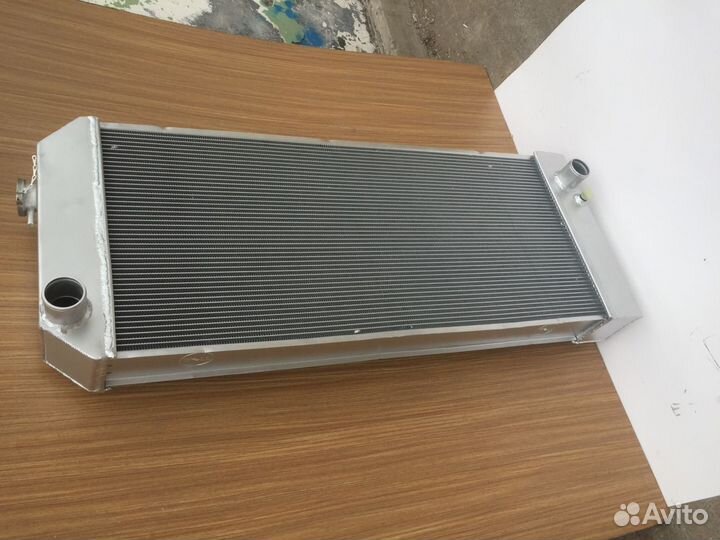 Радиатор водяной Caterpillar 325D