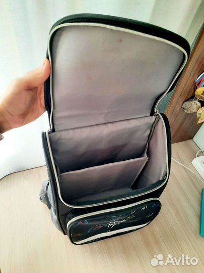 Рюкзак, ранец для начальной школы