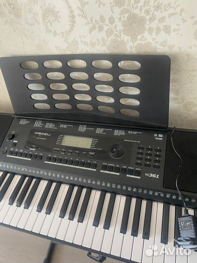 Синтезатор medeli m361