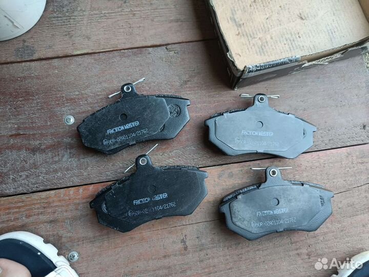 Тормозные колодки volkswagen b3-b4 passat