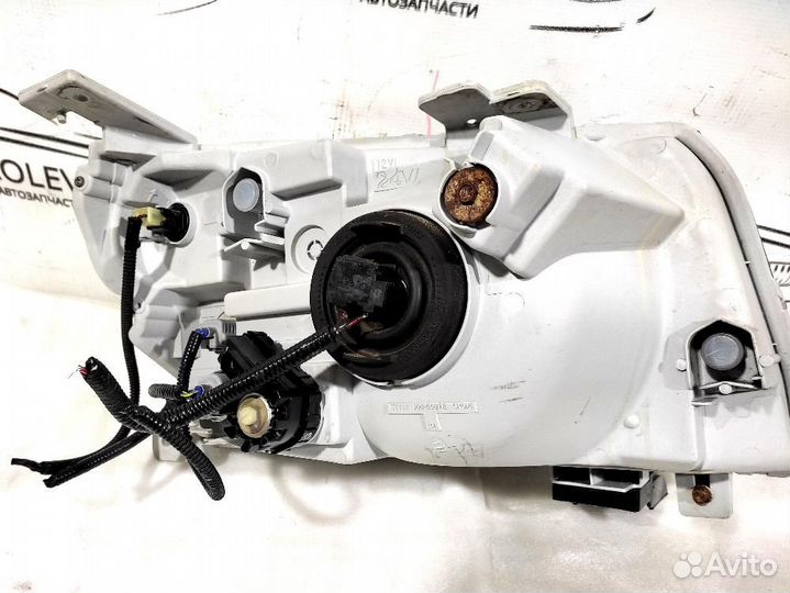 Фара левая (галогенная) (2005-2015) Suzuki Grand V