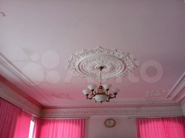 5-к. апартаменты, 135 м², 2/2 эт.