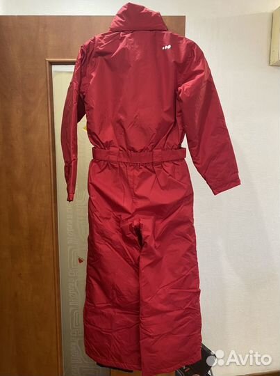 Горнолыжный комбинезон