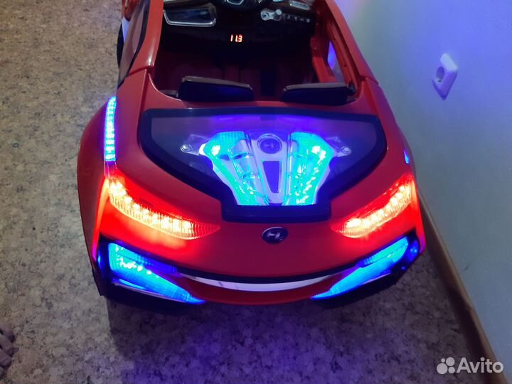 Детский электромобиль BMW