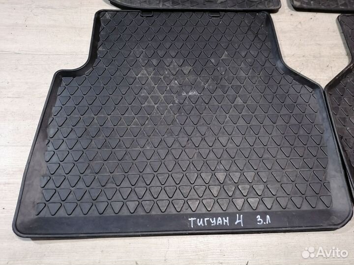 Коврик салона Vоlkswаgеn Тiguan Фoлькcвaгeн Тигуан