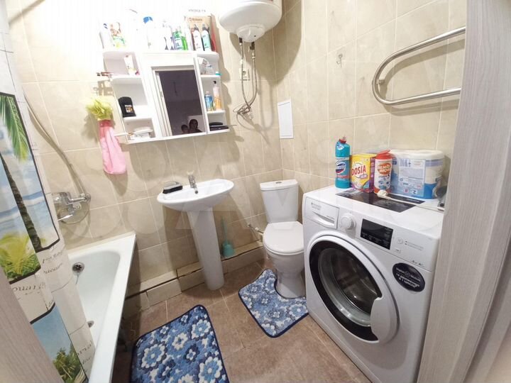 3-к. квартира, 69 м², 1/4 эт.