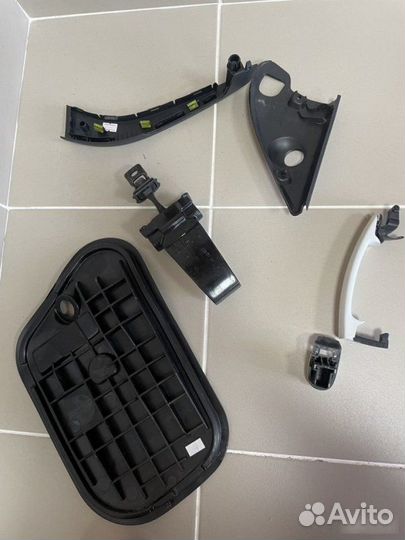 Ручка двери правая Skoda Rapid 2