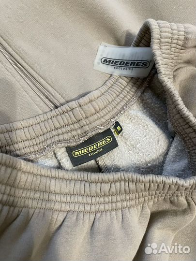 Спортивный костюм на флисе женский