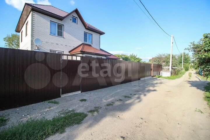 Коттедж 127,9 м² на участке 8,6 сот.