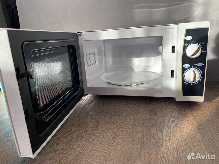 Микроволновая печь horizont