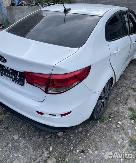 Дверь kia rio 3