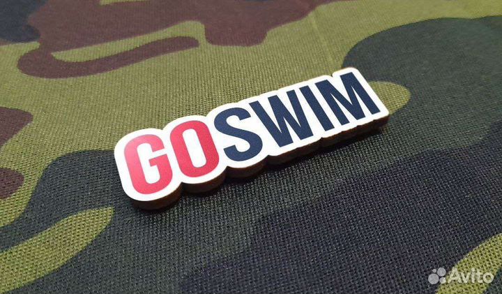 Значки с логотипом компании