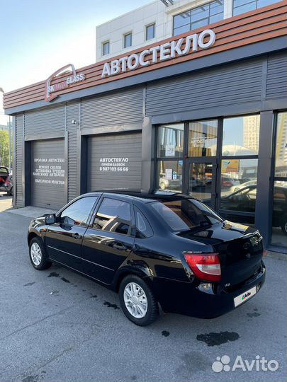 LADA Granta 1.6 МТ, 2013, 139 000 км