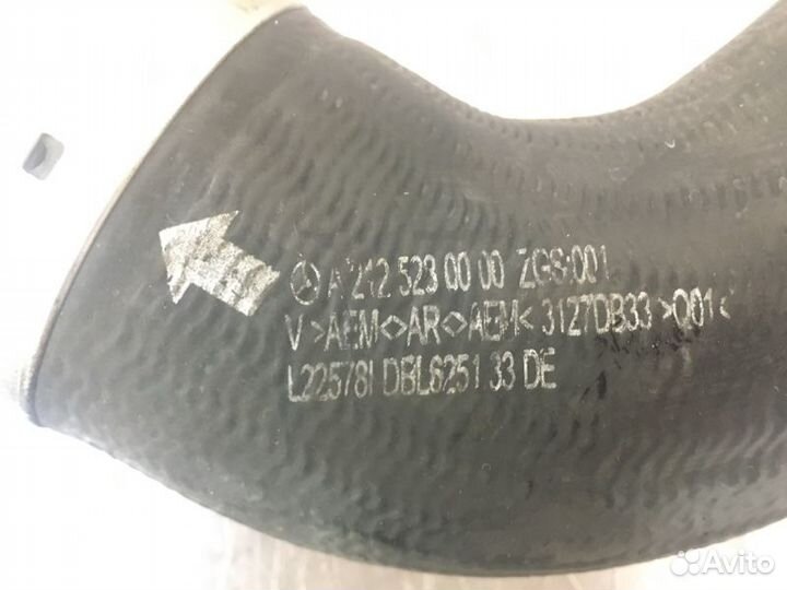 Патрубок интеркулера Mercedes C-Class W204 OM651