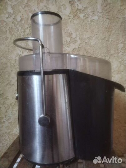 Соковыжималка Delta рабочая