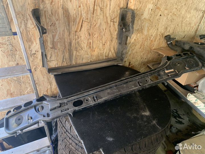 Планка под задний бампер Е60 рест