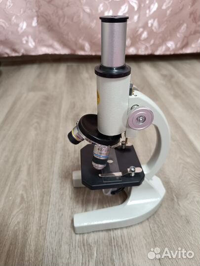 Микроскоп Meiku
