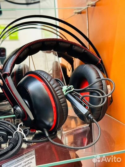 Гарнитура игровая фирмы asus