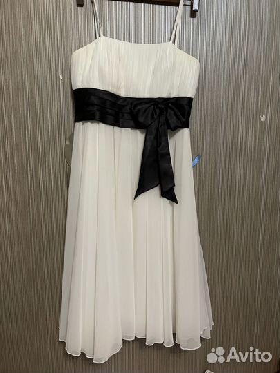 Платье нарядное для девочки-подростка