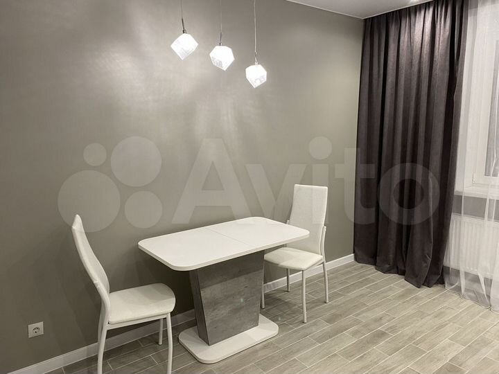 2-к. квартира, 65 м², 3/4 эт.