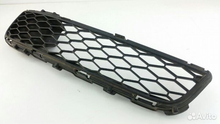 Решетка бамперная передняя левая Nissan Skyline