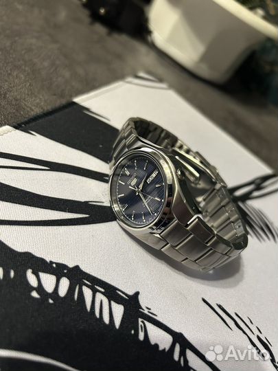 Часы Seiko SNK607K1