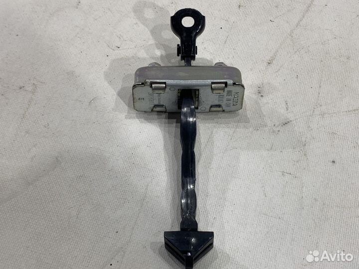 Ограничитель передней левой двери Mazda CX-5 KF