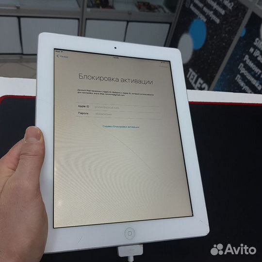 iPad 2 (A1395) заблокирован, разбит тачскрин