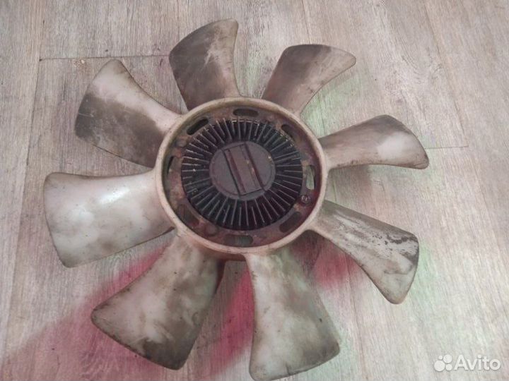 Вентилятор радиатора Mitsubishi Pajero L141G 6G72