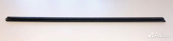 Уплотнитель стекла передней левой двери BMW X5 E53