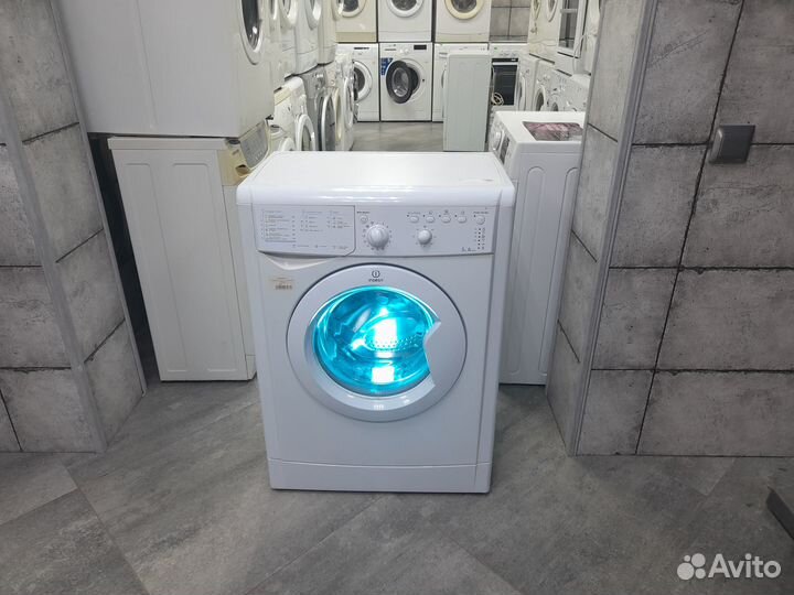 Стиральная машина Indesit iwsb 5093(5кг)(3099)