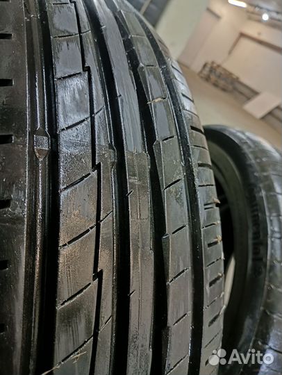 Yokohama BluEarth AE50 215/65 R17 99V