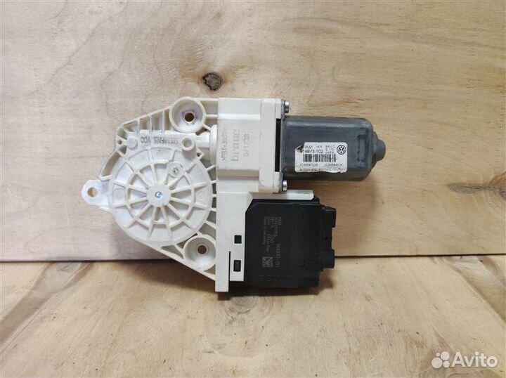 Моторчик стеклоподъёмника задний левый Vw Passat